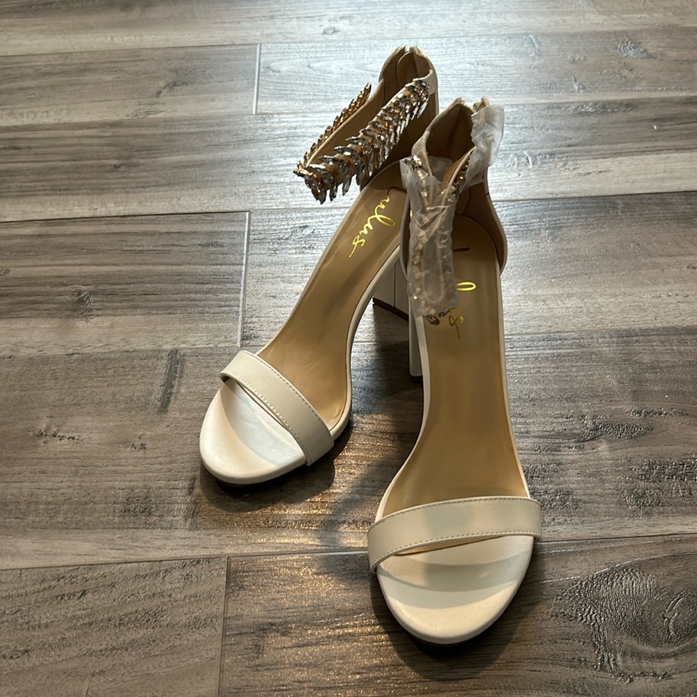 Lulus | Ivory White Heels